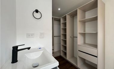 VENTA DE APARTAMENTO EN EL POBLADO, EL CAMPESTRE - REMODELADO