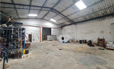 VENTA DE BODEGA EN BELLO, SECTOR FONTIDUEñO