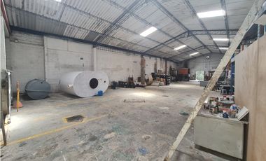 VENTA DE BODEGA EN BELLO, SECTOR FONTIDUEñO