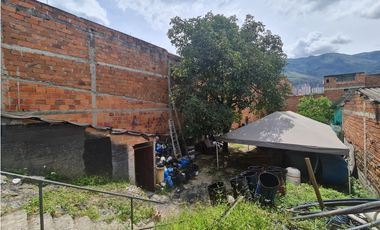 VENTA DE BODEGA EN BELLO, SECTOR FONTIDUEñO