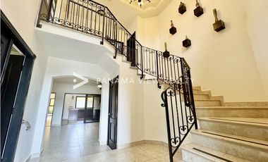 CASA EN ANTIGUA / COSTA DEL ESTE / VENTA