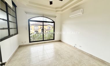 CASA EN ANTIGUA / COSTA DEL ESTE / VENTA