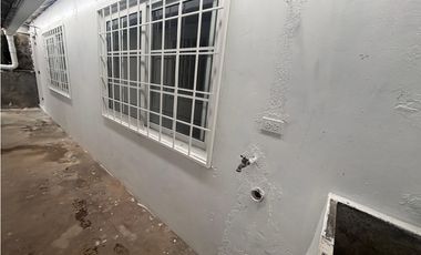 URBANIZACION DON BOSCO / 50M / 1 HABITACION / 1 PARKING / VACIO