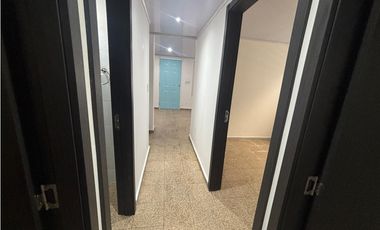 URBANIZACION DON BOSCO / 105M / 3 HABITACION / 1 PARKING / VACIO