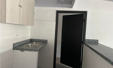 URBANIZACION DON BOSCO / 105M / 3 HABITACION / 1 PARKING / VACIO