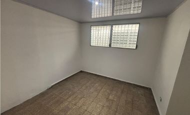 URBANIZACION DON BOSCO / 105M / 3 HABITACION / 1 PARKING / VACIO