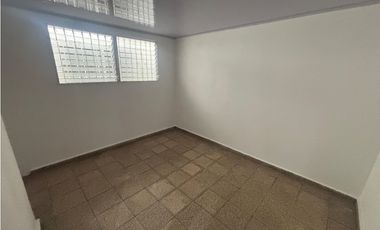 URBANIZACION DON BOSCO / 105M / 3 HABITACION / 1 PARKING / VACIO