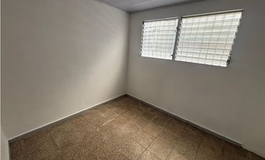 URBANIZACION DON BOSCO / 105M / 3 HABITACION / 1 PARKING / VACIO