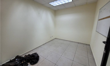 SAN FRANCISCO / 2235M / OFICINAS CORPORATIVAS / 2 NIVELES / SOBRE VIA