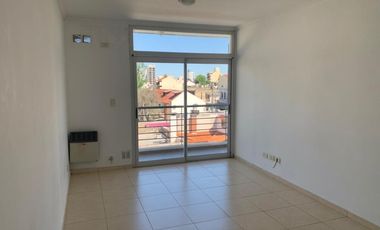 Departamento en alquiler en Wilde Centro
