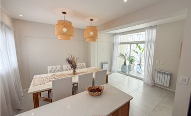 CASA 5 AMBIENTES. PASEO ALDREY.