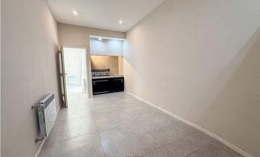 CASA 5 AMBIENTES. PASEO ALDREY.