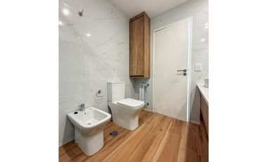 CASA 5 AMBIENTES. PASEO ALDREY.