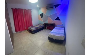 Casa 8 personas Alberti 176