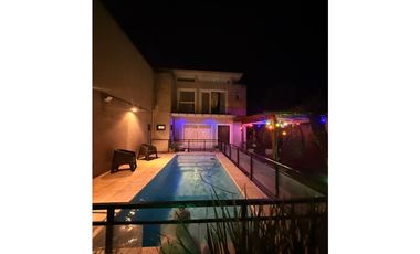 Casa 8 personas Alberti 176