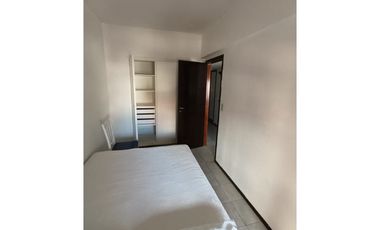 ALQUILER POR TEMPORADA/ 2 AMBIENTES/ A LA CALLE/ BALCON
