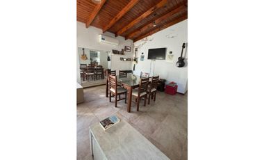 Casa quinta barrio La Dolly