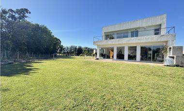 Casa 4 ambientes Tierras del Mar