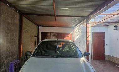 CASA · VENTA · LAS HERAS  · A 2 CUADRAS PLAZA · 3 DORMITORIOS