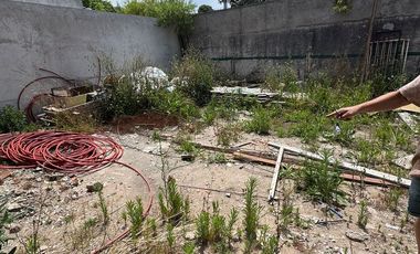 Casa en venta c/ cochera en Barrio Santa Mónica