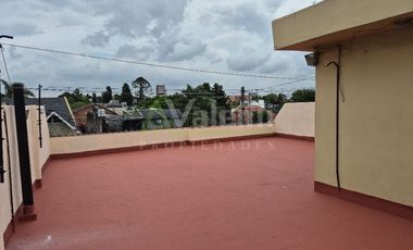 Departamento Tipo Casa en alquiler en Parque Johnston