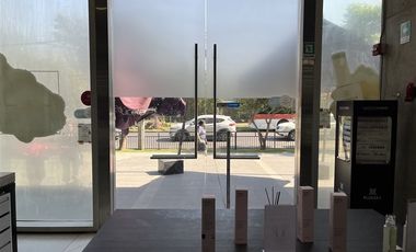 Local Comercial en Arriendo en Principe de Gales con Americo Vespucio