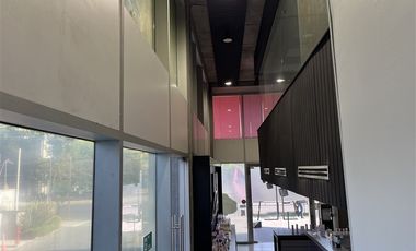 Local Comercial en Arriendo en Principe de Gales con Americo Vespucio