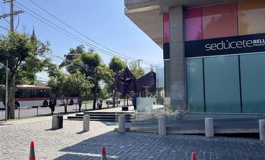 Local Comercial en Arriendo en Principe de Gales con Americo Vespucio