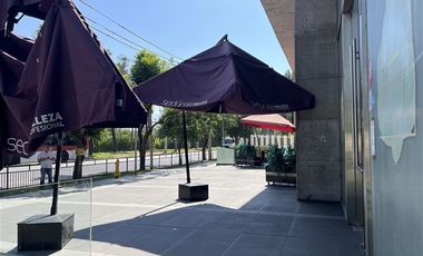 Local Comercial en Arriendo en Principe de Gales con Americo Vespucio