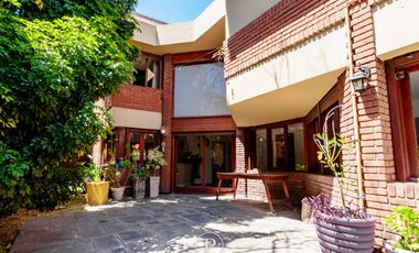 Casa 6 ambientes en Los Troncos