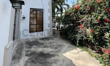 CASA EN ALQUILER — PRIMEROS KM DE SAMBORONDÓN