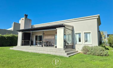 Chalet 5 ambientes en Arenas del Sur