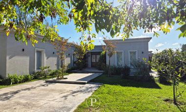 Chalet 5 ambientes en Arenas del Sur