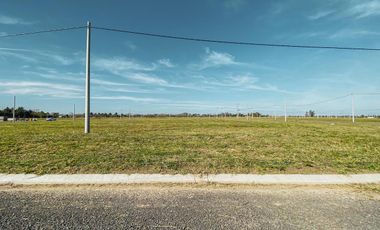 Terreno en Las Fincas de Ibarlucea con 400m²