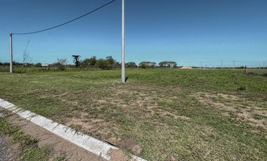 Terreno en Las Fincas de Ibarlucea con 400m²