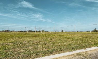 Terreno en Las Fincas de Ibarlucea con 400m²
