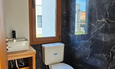 ALQUILER | CASA A ESTRENAR | ARENAS CHICO