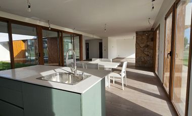 ALQUILER | CASA A ESTRENAR | ARENAS CHICO