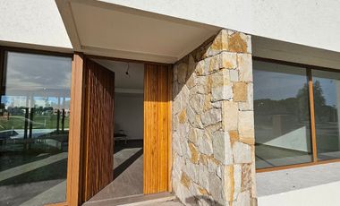 ALQUILER | CASA A ESTRENAR | ARENAS CHICO