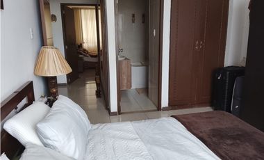 APARTAMENTO EN VENTA  AV. 30 AGOSTO ED. LUIS JARAMILLO