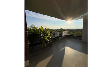 APARTAMENTO EN VENTA O RENTA ALTEZZA CERRITOS