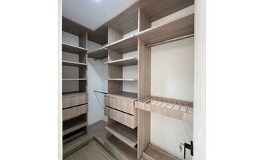 APARTAMENTO EN VENTA O RENTA ALTEZZA CERRITOS