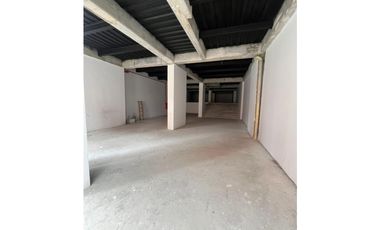 LOCAL EN RENTA EN ALPES PEREIRA