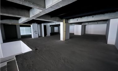 LOCAL EN RENTA EN ALPES PEREIRA