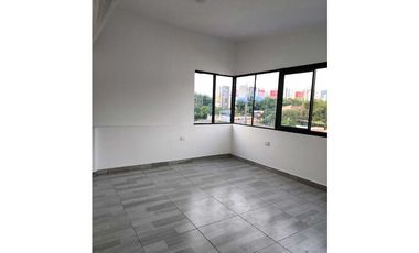 VENTA EDIFICIO de 4 pisos Esquinero generando renta permanente