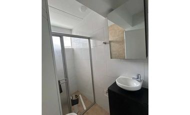 VENTA EDIFICIO de 4 pisos Esquinero generando renta permanente