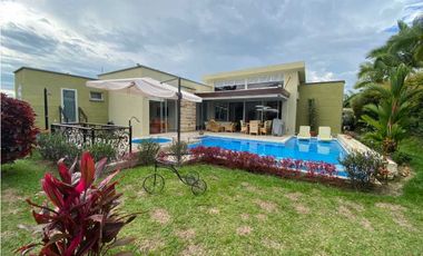 Espectacular Casa Campestre para la Venta Sector El Caimo