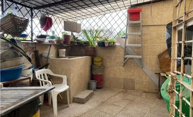 CASA EN VENTA BARRIO LA CLARITA