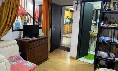 CASA EN VENTA BARRIO LA CLARITA