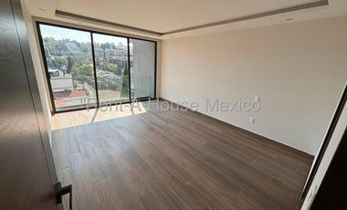 Departamento en Venta en Naucalpan de Juárez, Lomas de Tecamachalco  NC. 25-1621